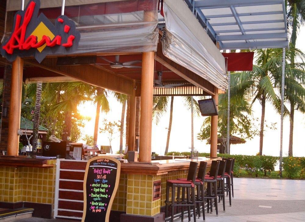 Holiday Inn Resort Penang Batu Feringgi Exterior foto
