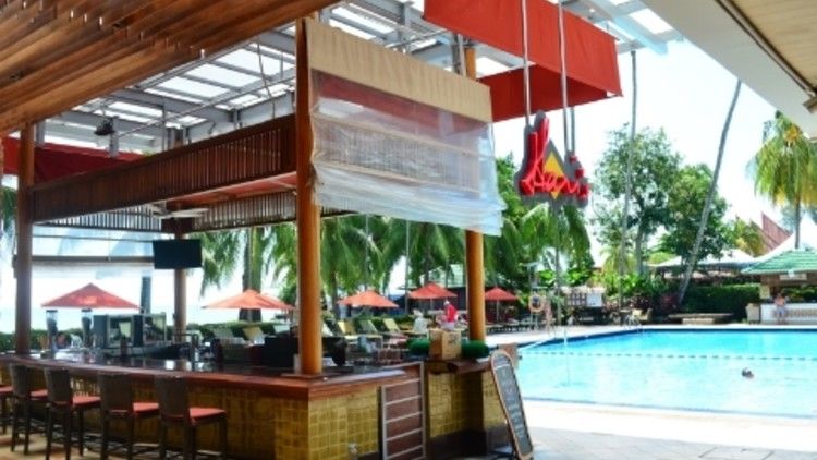 Holiday Inn Resort Penang Batu Feringgi Exterior foto